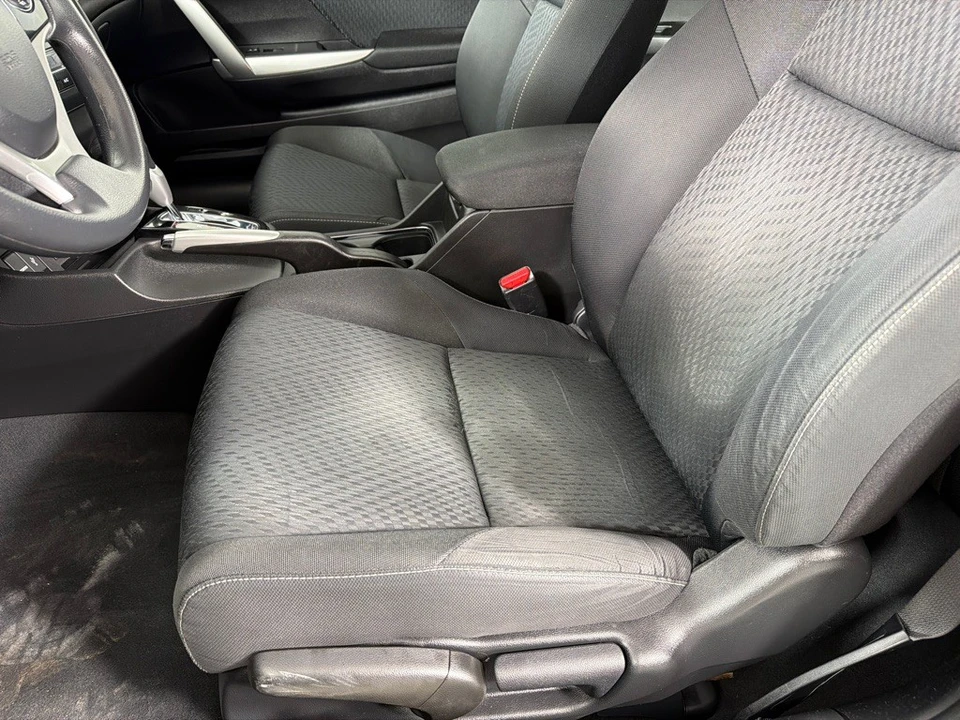 2014 Honda Civic 9th Gen - Image 10 of 22