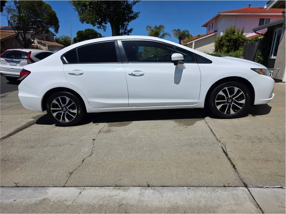 2014 Honda Civic 9th Gen - Image 5 of 10