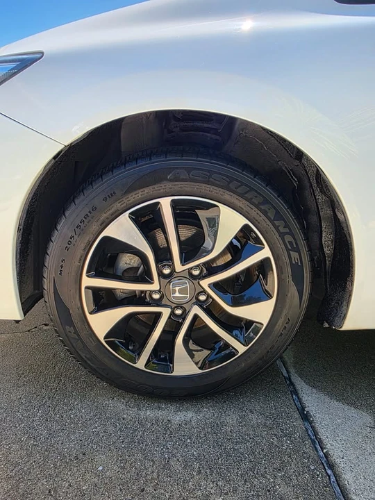 2014 Honda Civic 9th Gen - Image 6 of 10