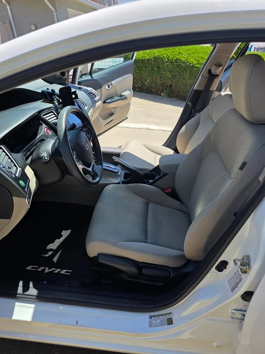2014 Honda Civic 9th Gen - Image 9 of 10