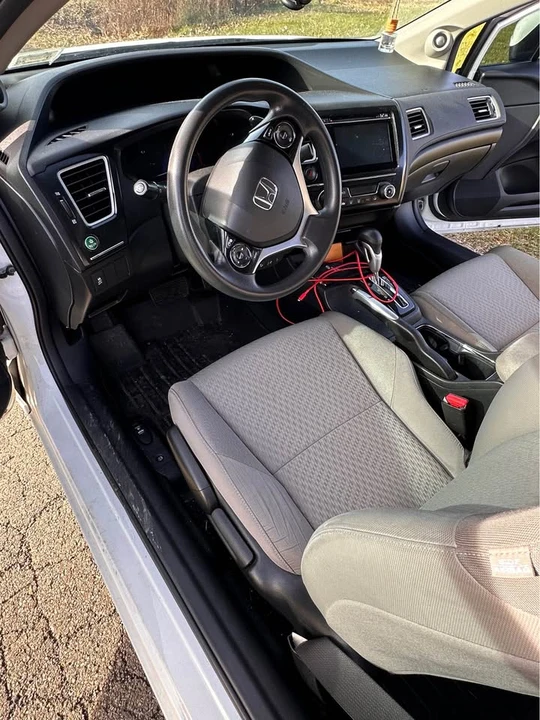 2014 Honda Civic 9th Gen - Image 8 of 21