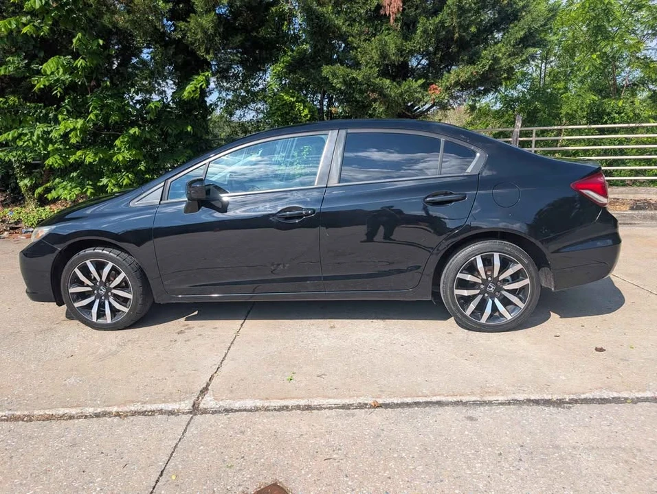 2014 Honda Civic 9th Gen - Image 7 of 10