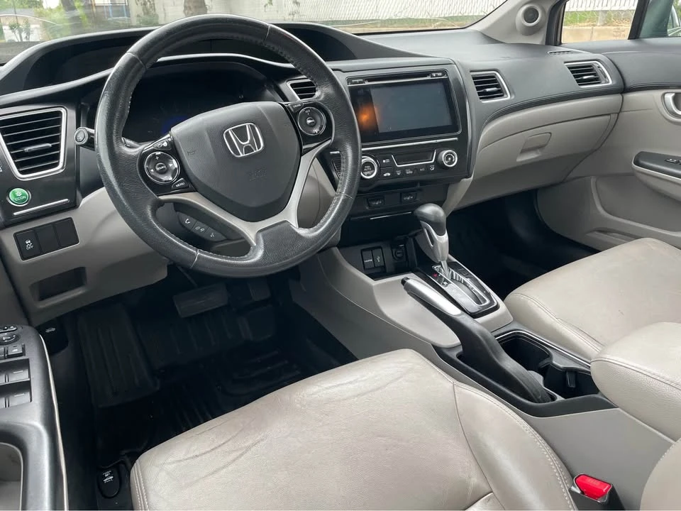 2014 Honda Civic 9th Gen - Image 17 of 20