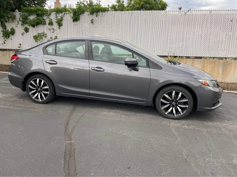 2014 Honda Civic 9th Gen - Image 3 of 20