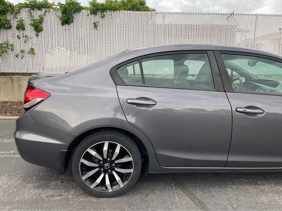 2014 Honda Civic 9th Gen - Image 7 of 20