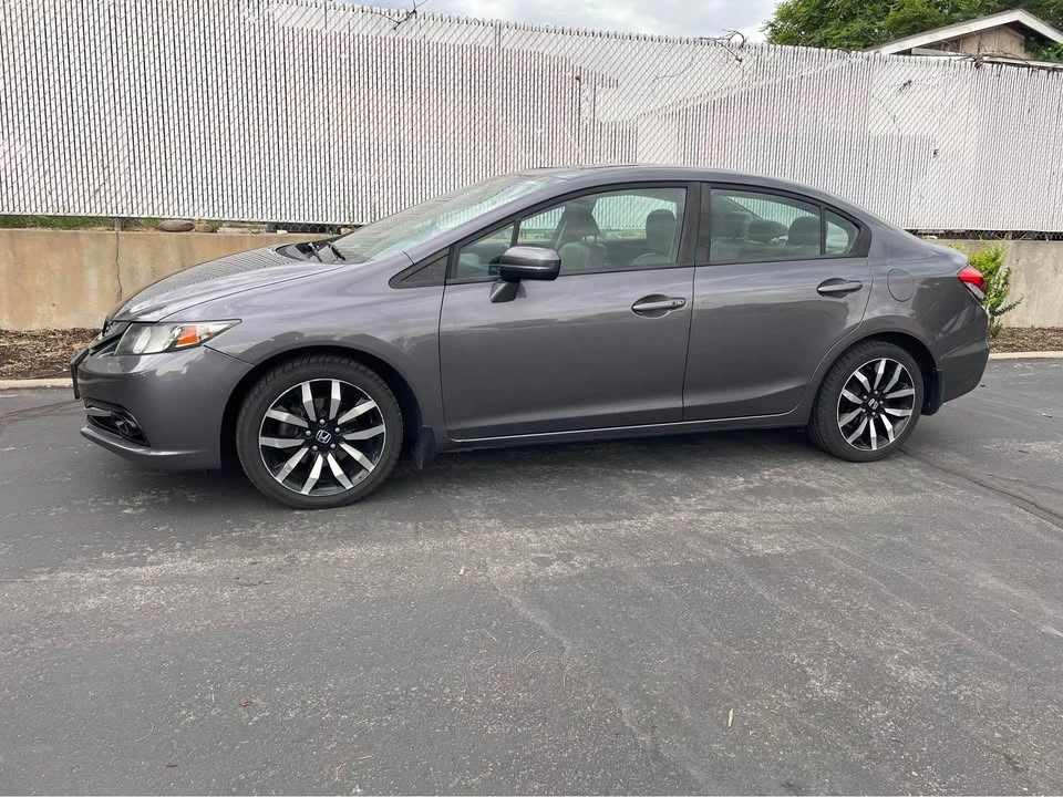 2014 Honda Civic 9th Gen - Image 9 of 20