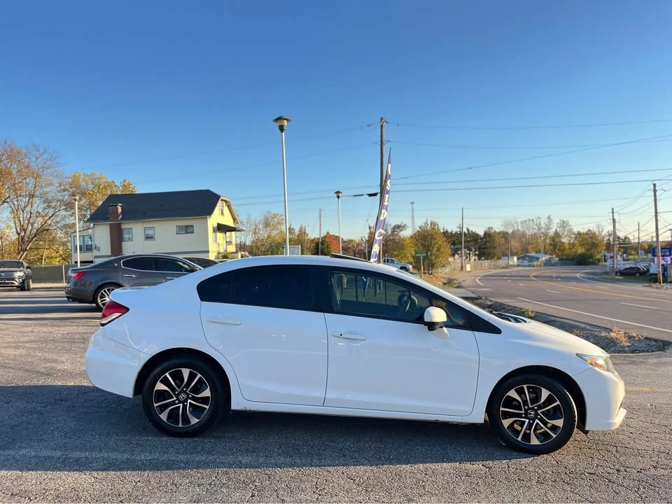 2014 Honda Civic 9th Gen - Image 2 of 9