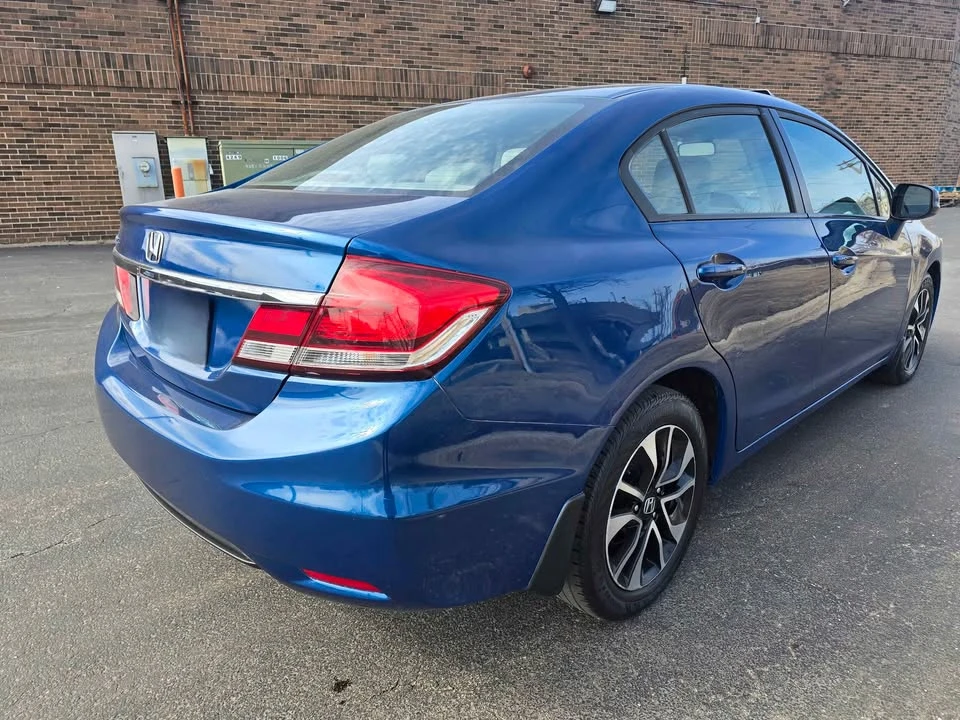 2014 Honda Civic 9th Gen - Image 4 of 12