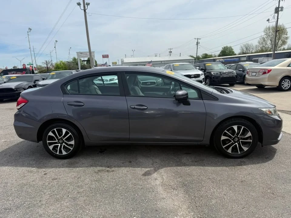 2014 Honda Civic 9th Gen - Image 3 of 20