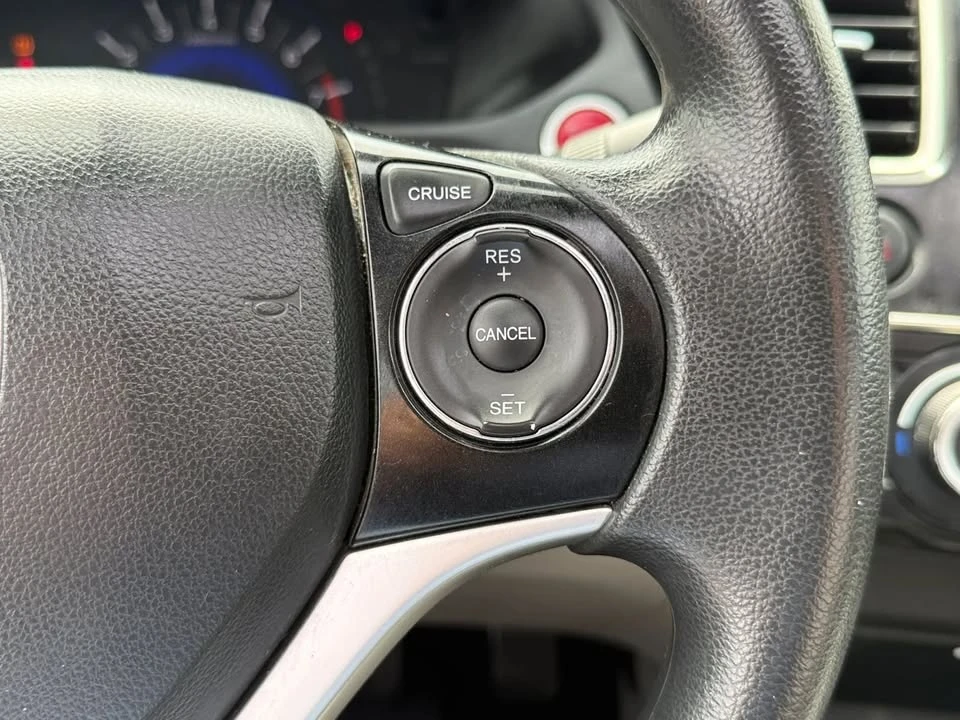 2014 Honda Civic 9th Gen - Image 17 of 20