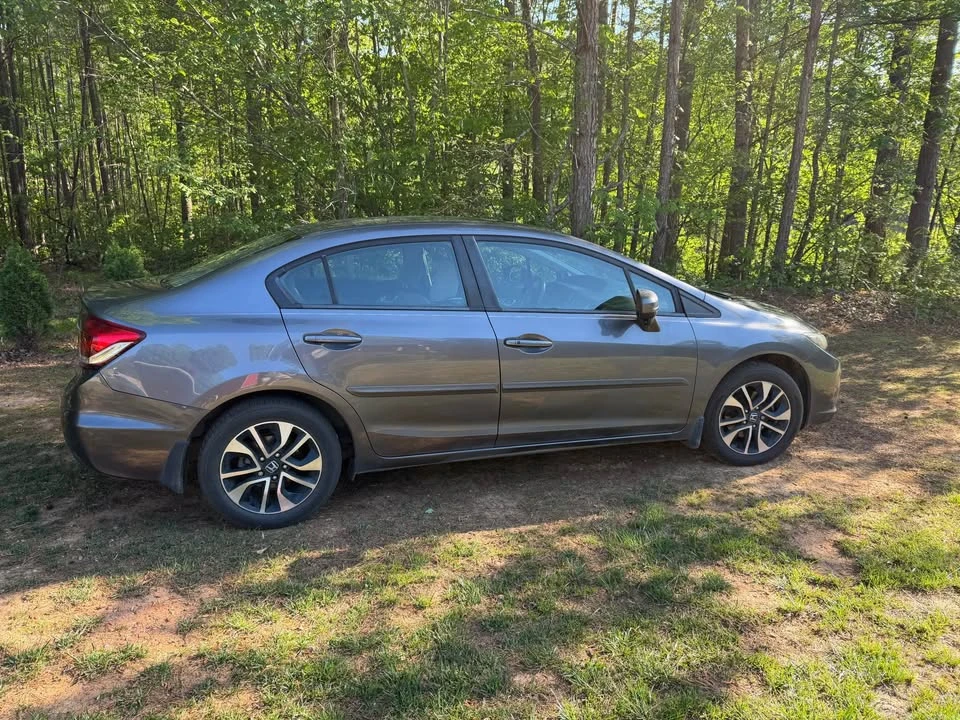 2014 Honda Civic 9th Gen - Image 4 of 5