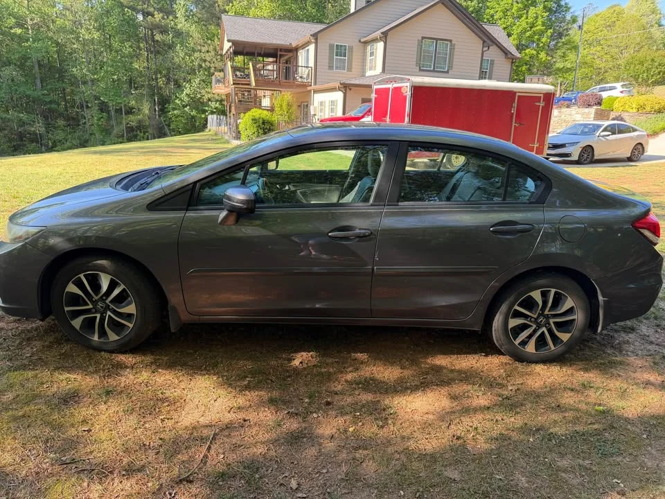 2014 Honda Civic 9th Gen - Image 3 of 5