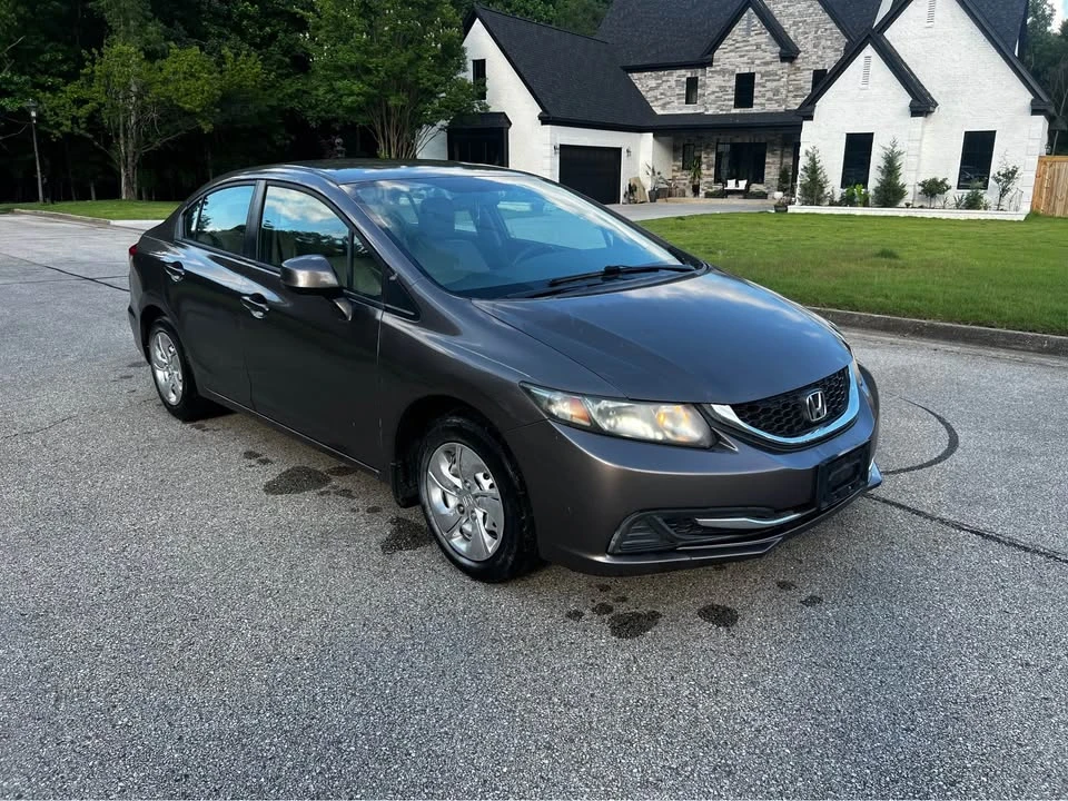 2014 Honda Civic 9th Gen - Image 13 of 16