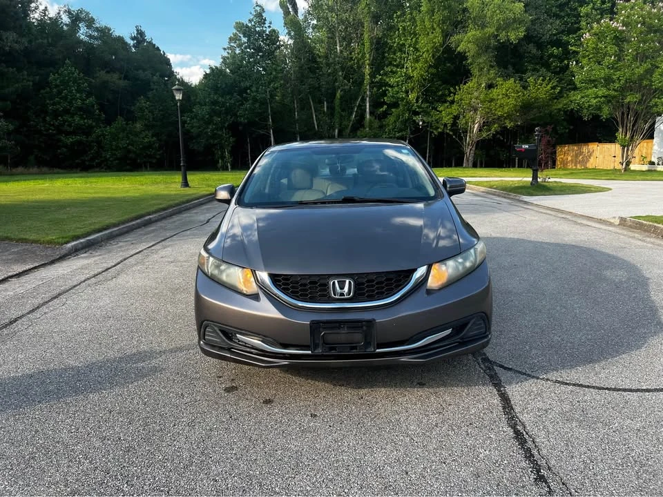 2014 Honda Civic 9th Gen - Image 2 of 16