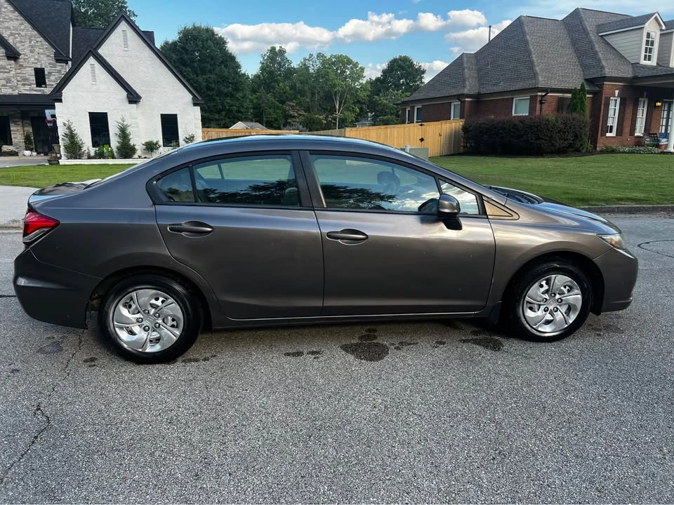 2014 Honda Civic 9th Gen - Image 12 of 16