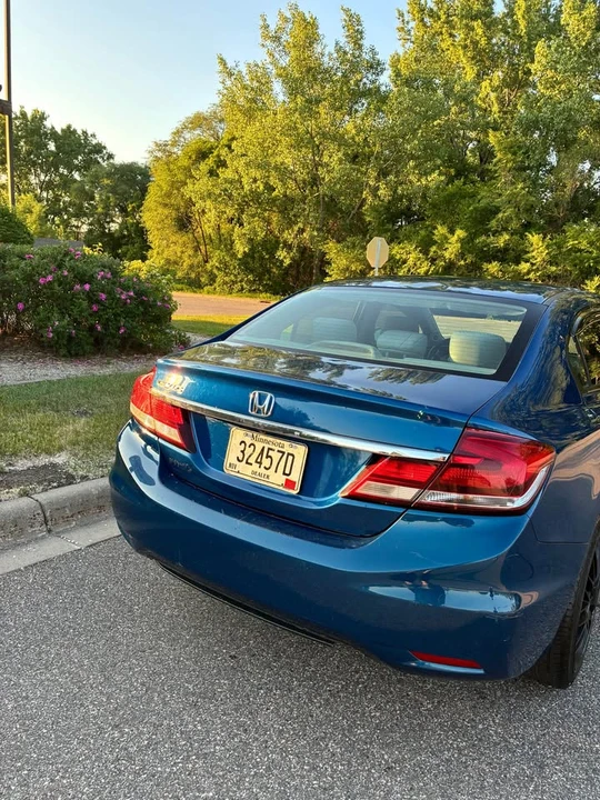 2014 Honda Civic 9th Gen - Image 7 of 14