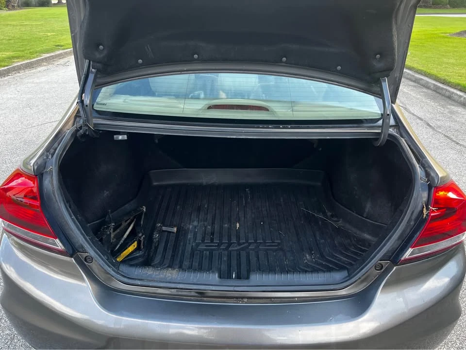 2014 Honda Civic 9th Gen - Image 10 of 16