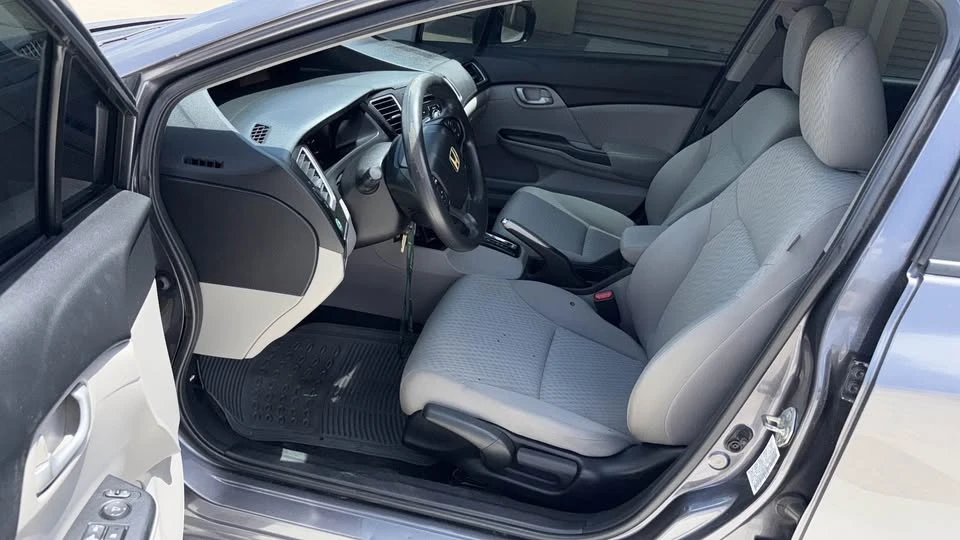 2014 Honda Civic - Image 5 of 10