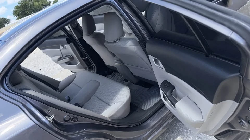 2014 Honda Civic - Image 9 of 10