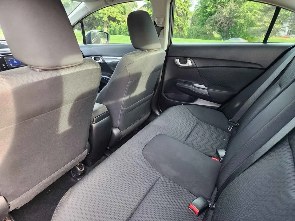 2014 Honda Civic 9th Gen - Image 10 of 20