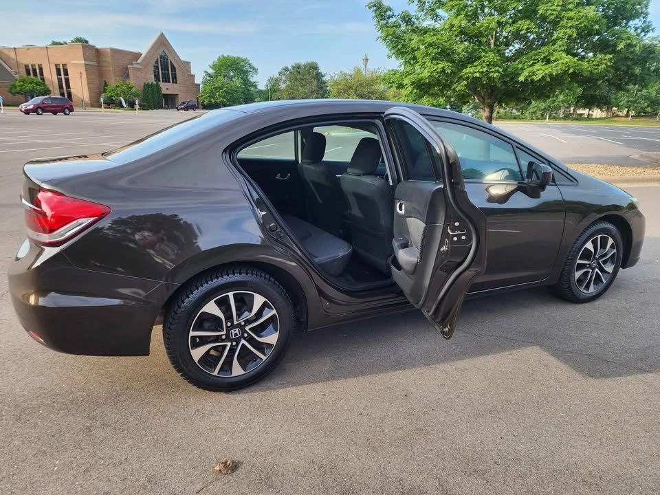 2014 Honda Civic 9th Gen - Image 5 of 20
