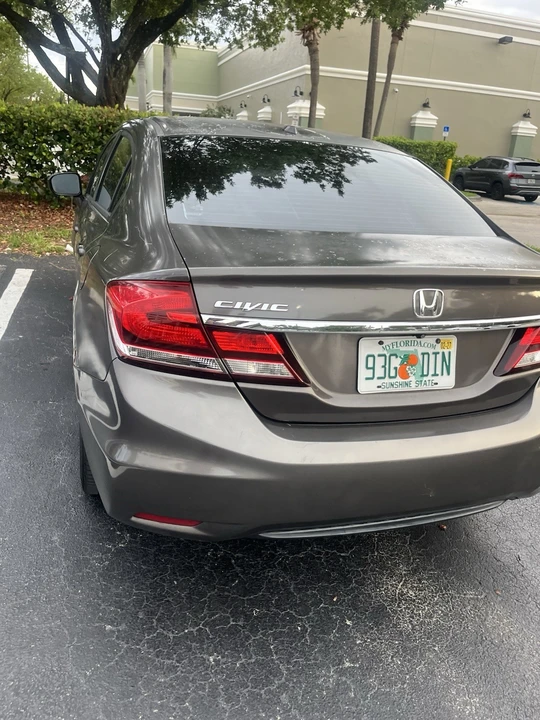 2014 Honda Civic 9th Gen - Image 2 of 6
