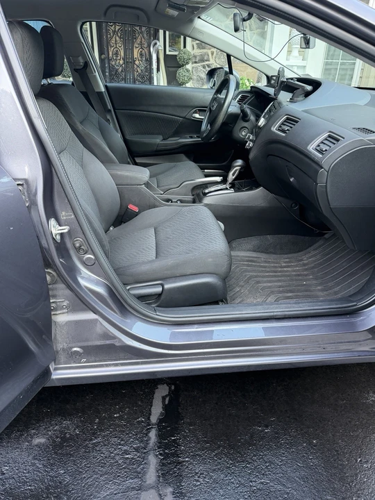 2014 Honda Civic 9th Gen - Image 16 of 20