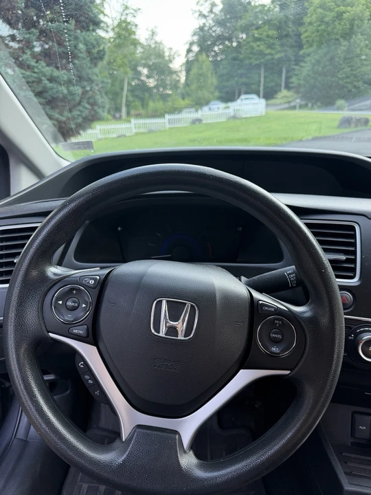 2014 Honda Civic 9th Gen - Image 5 of 20