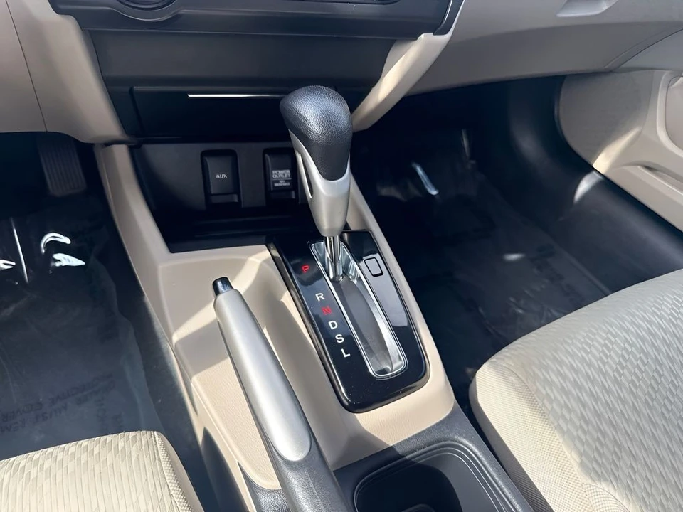 2014 Honda Civic 9th Gen - Image 13 of 27