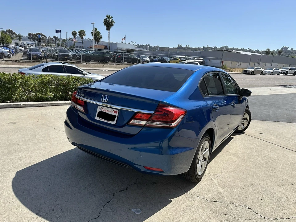 2014 Honda Civic 9th Gen - Image 4 of 10