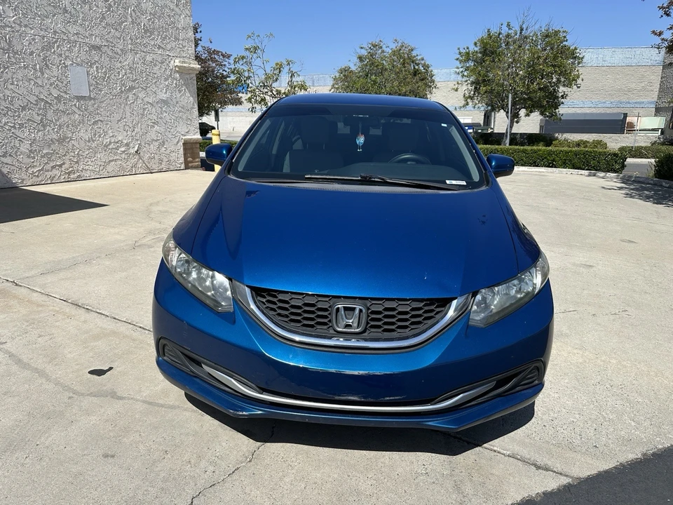 2014 Honda Civic 9th Gen - Image 2 of 10