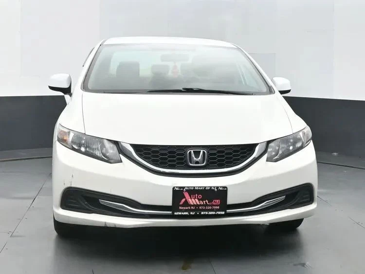 2014 Honda Civic 9th Gen - Image 3 of 12