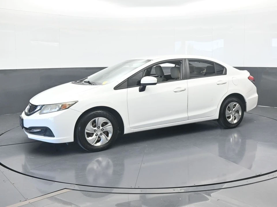 2014 Honda Civic 9th Gen - Image 2 of 12