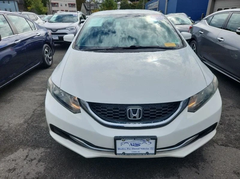 2014 Honda Civic 9th Gen - Image 2 of 12
