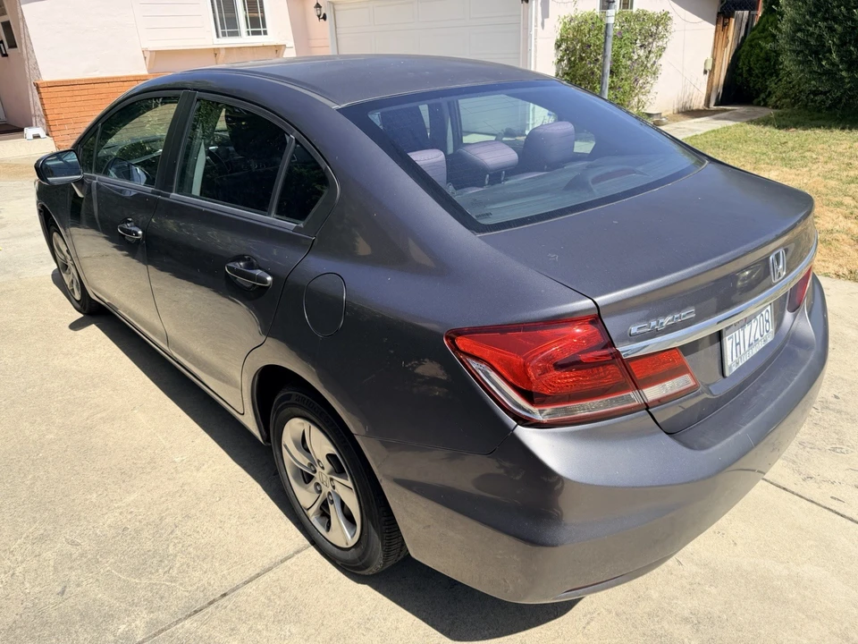 2014 Honda Civic 9th Gen - Image 4 of 4