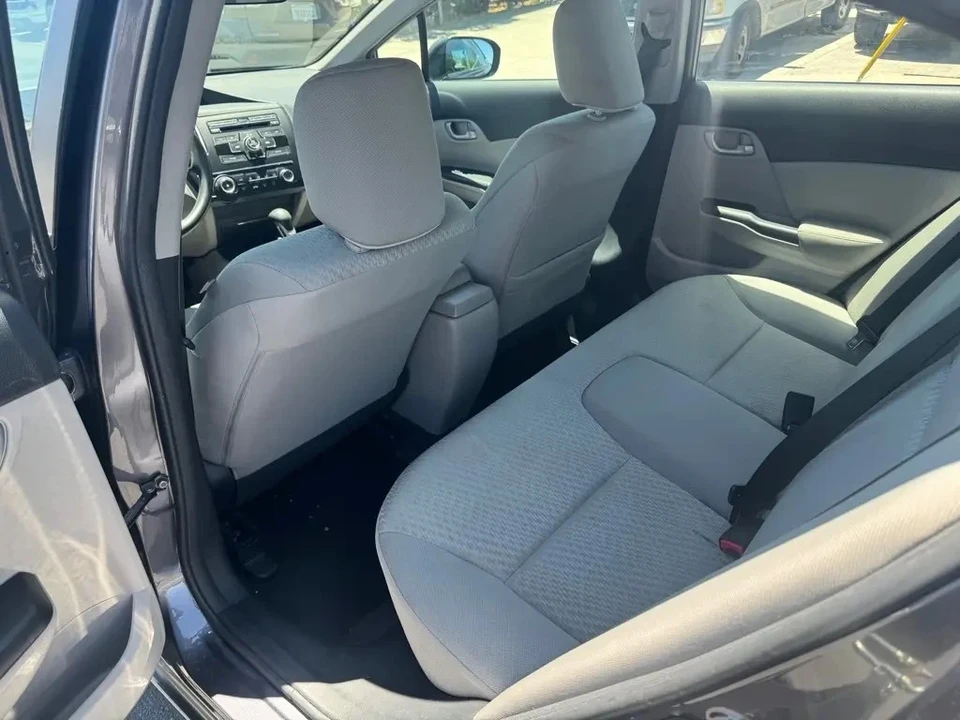 2014 Honda Civic 9th Gen - Image 13 of 18