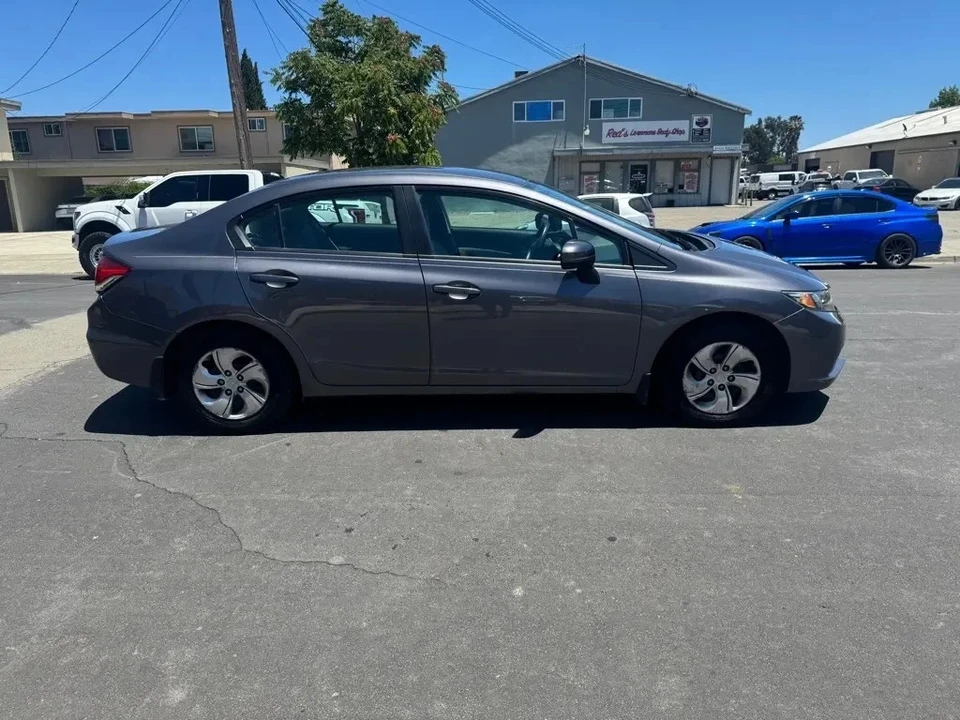 2014 Honda Civic 9th Gen - Image 6 of 18