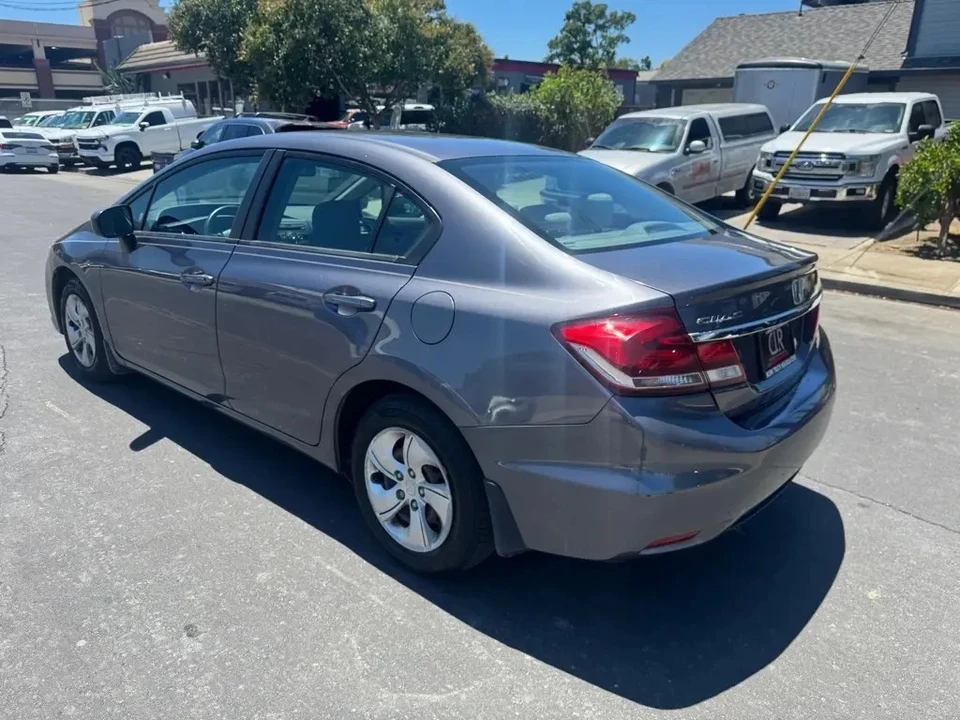 2014 Honda Civic 9th Gen - Image 5 of 18