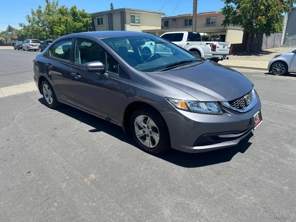 2014 Honda Civic 9th Gen - Image 2 of 18
