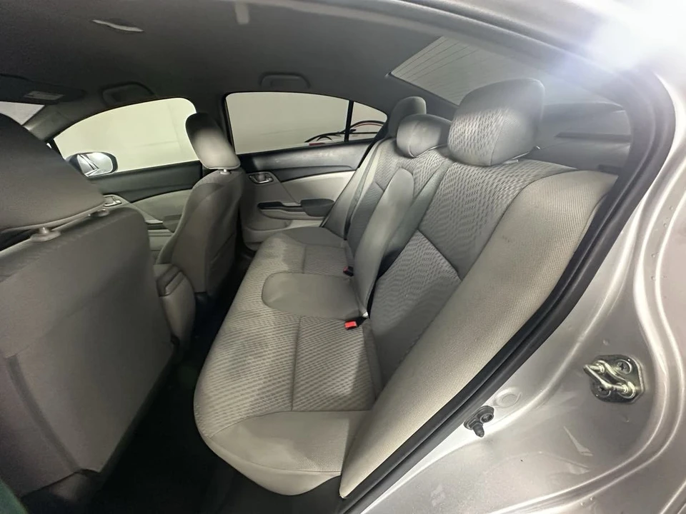 2014 Honda Civic 9th Gen - Image 17 of 21