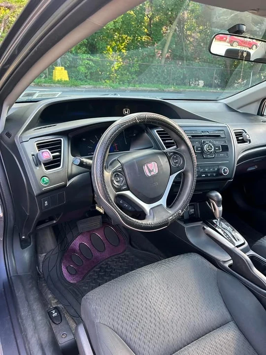 2014 Honda Civic 9th Gen - Image 5 of 15
