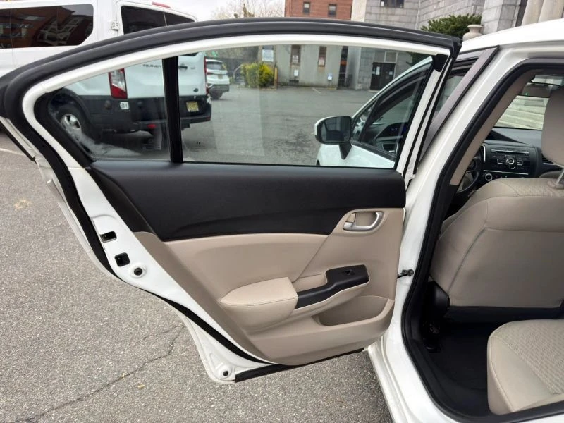 2014 Honda Civic 9th Gen - Image 10 of 12
