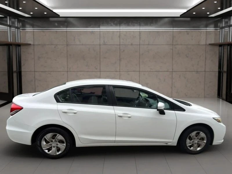 2014 Honda Civic 9th Gen - Image 4 of 12