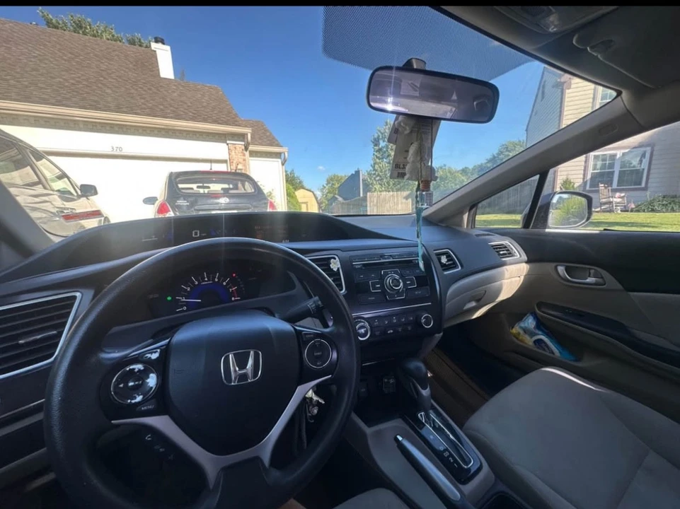 2014 Honda Civic 9th Gen - Image 6 of 7