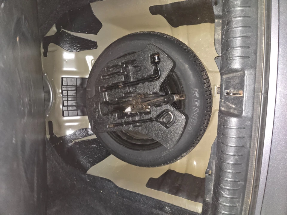 2014 Honda Civic 9th Gen - Image 14 of 14