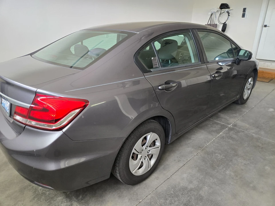 2014 Honda Civic 9th Gen - Image 5 of 14