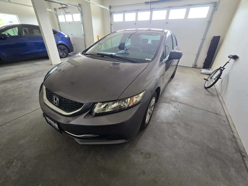 2014 Honda Civic 9th Gen - Image 2 of 14