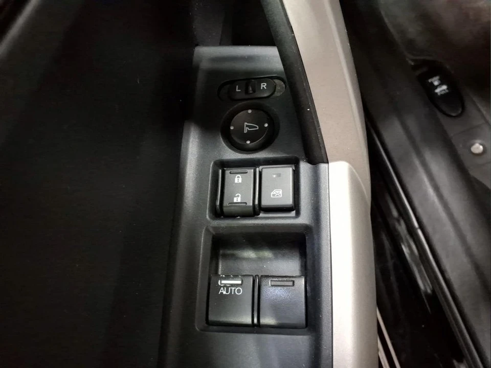 2014 Honda Civic 9th Gen - Image 13 of 24