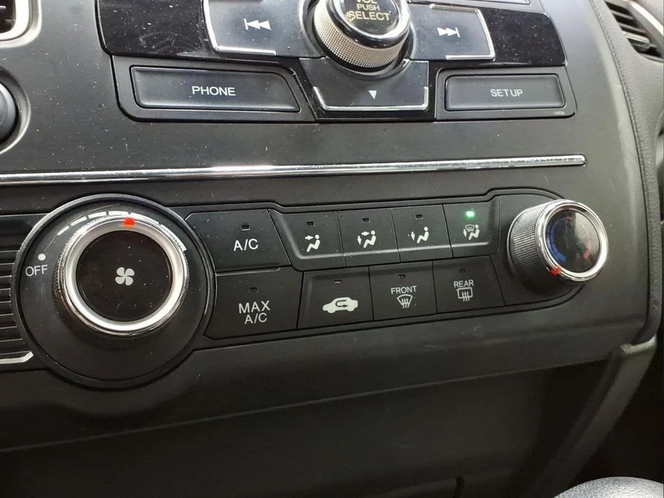 2014 Honda Civic 9th Gen - Image 9 of 24