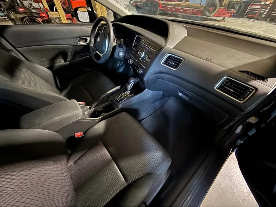 2014 Honda Civic 9th Gen - Image 3 of 7